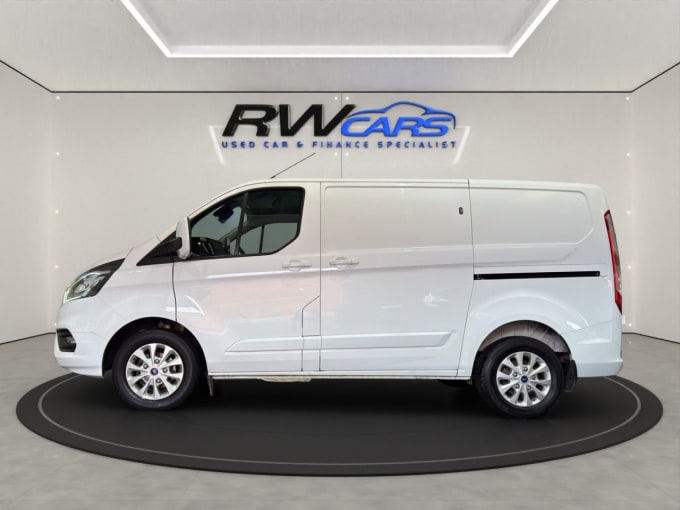 2025 Ford Transit Custom