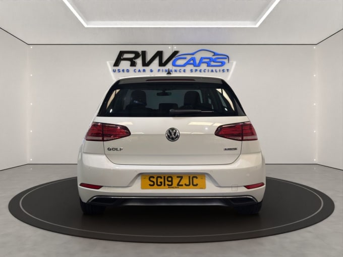 2025 Volkswagen Golf