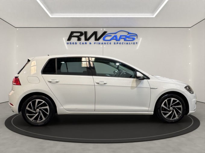 2025 Volkswagen Golf