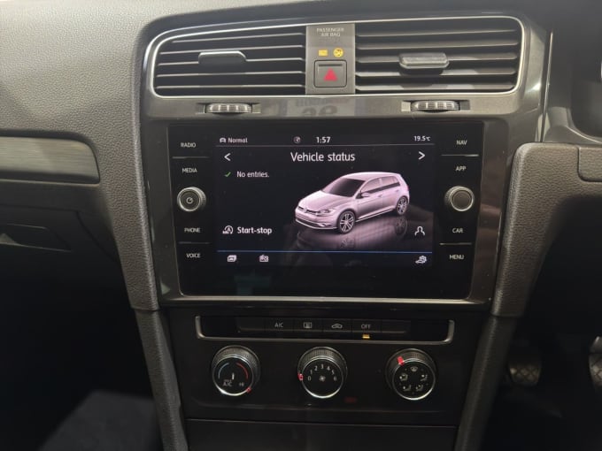 2025 Volkswagen Golf