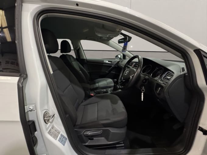 2025 Volkswagen Golf