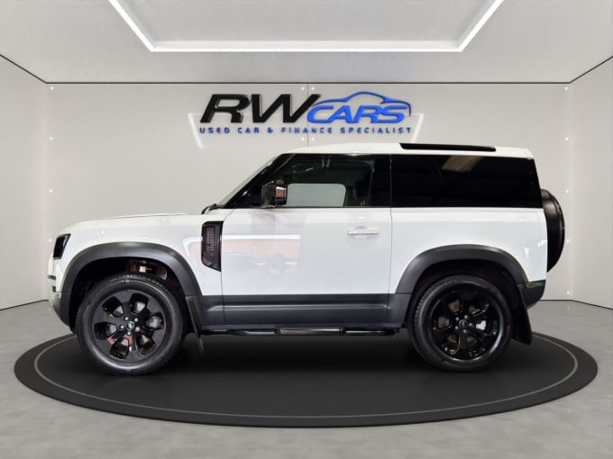 2025 Land Rover Defender