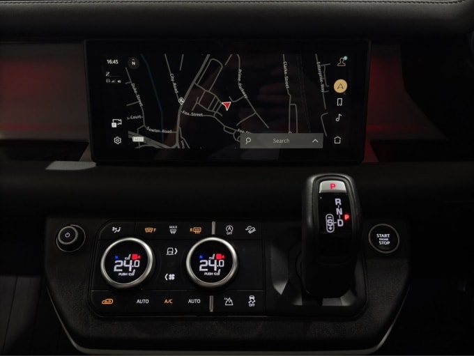 2025 Land Rover Defender