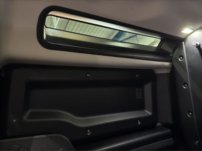 2025 Land Rover Defender