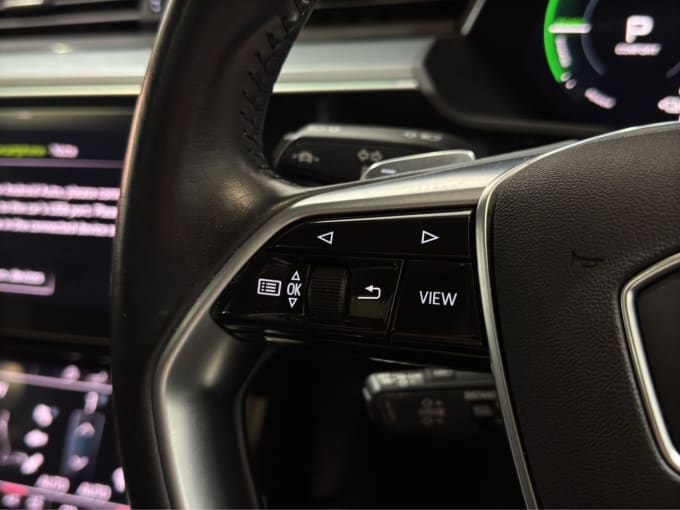 2025 Audi E-tron