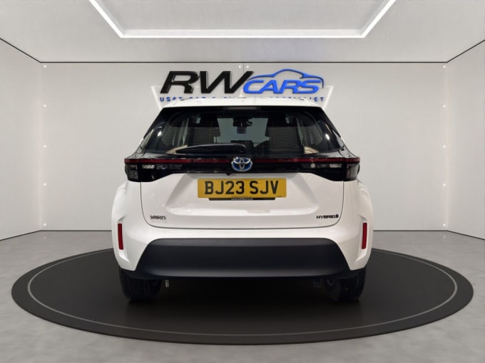 2025 Toyota Yaris Cross