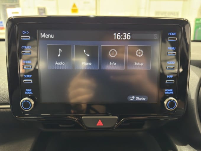 2025 Toyota Yaris Cross