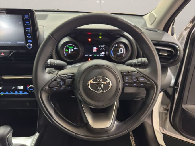 2025 Toyota Yaris Cross