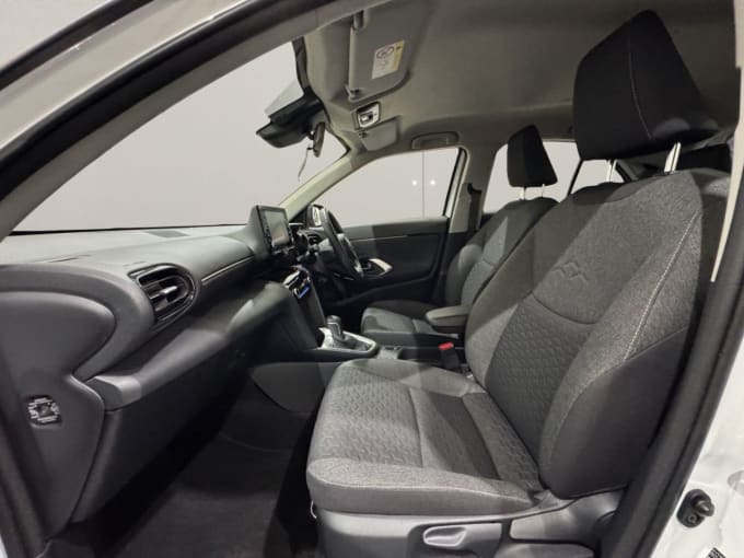 2025 Toyota Yaris Cross