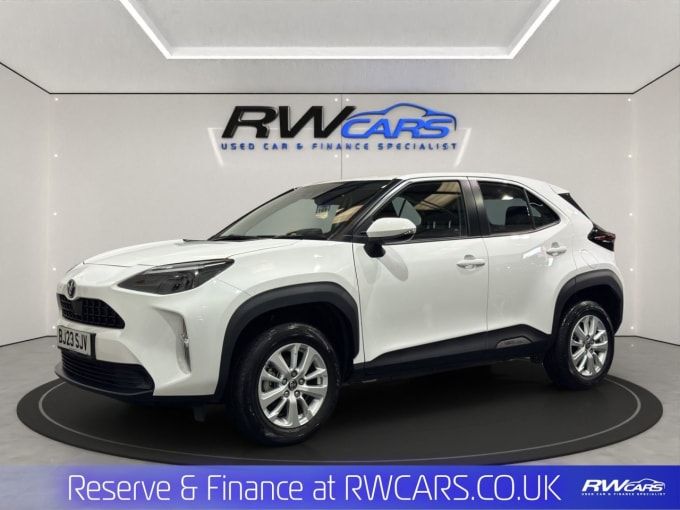 2025 Toyota Yaris Cross