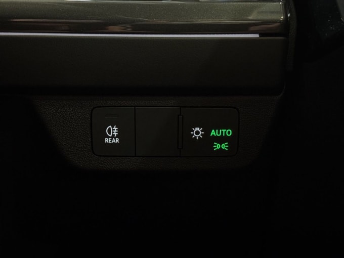 2025 Audi Q4 E-tron