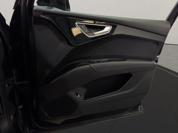 2025 Audi Q4 E-tron