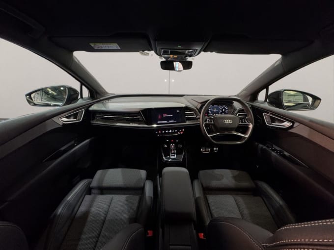 2025 Audi Q4 E-tron