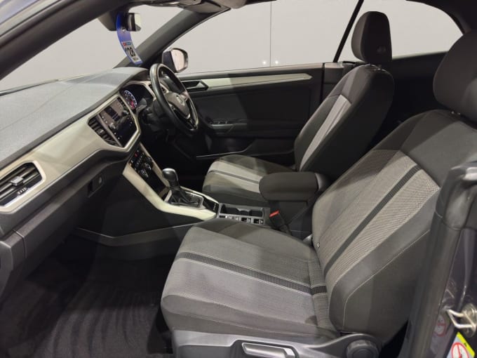 2025 Volkswagen T-roc