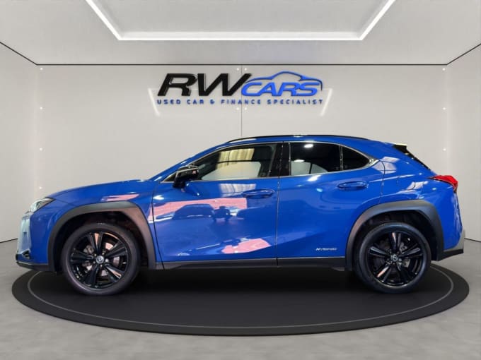 2025 Lexus Ux
