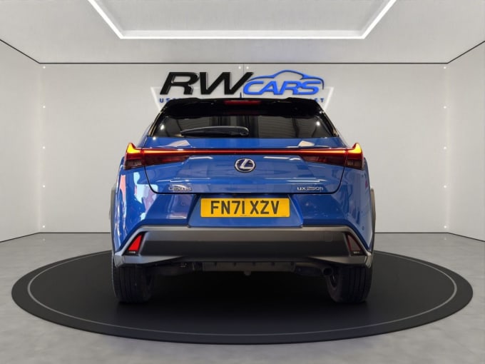 2025 Lexus Ux