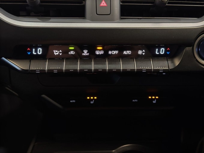2025 Lexus Ux