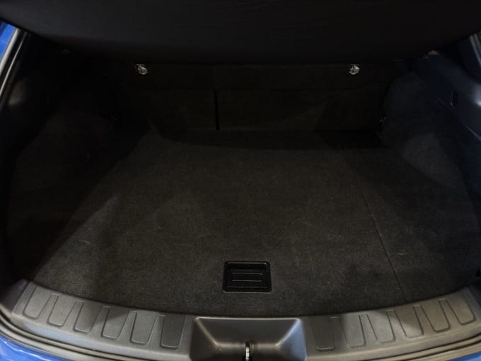 2025 Lexus Ux