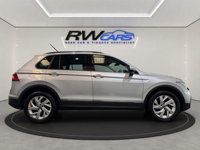 2025 Volkswagen Tiguan