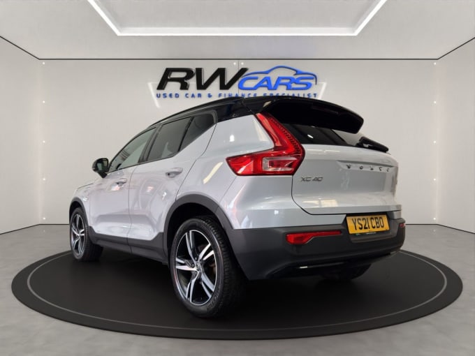2025 Volvo Xc40