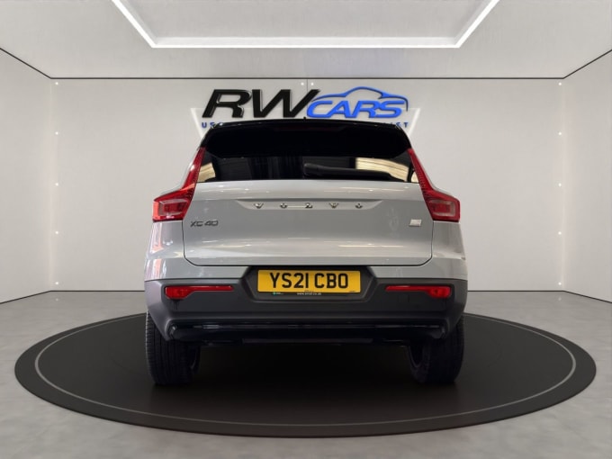 2025 Volvo Xc40
