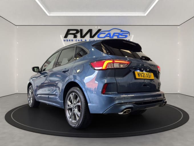 2025 Ford Kuga