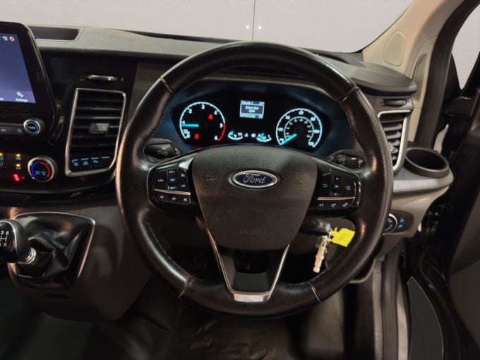 2025 Ford Transit Custom