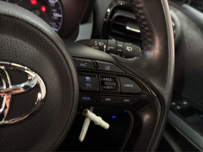 2025 Toyota Yaris