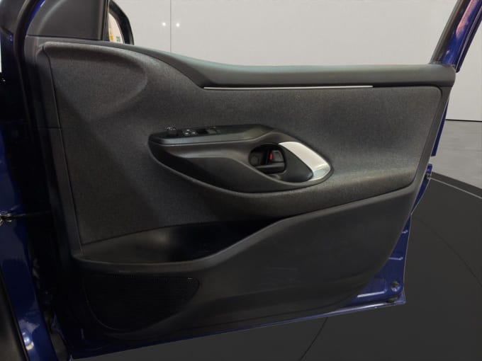 2025 Toyota Yaris