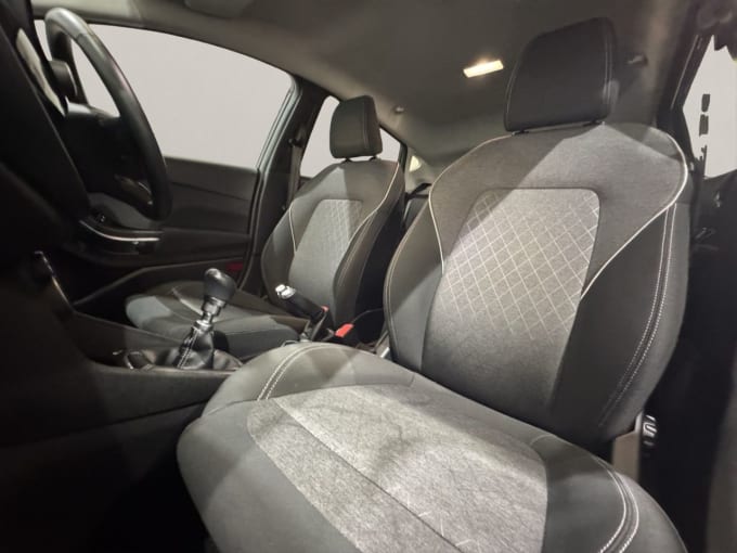 2025 Ford Fiesta