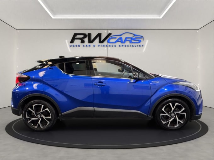 2025 Toyota C-hr