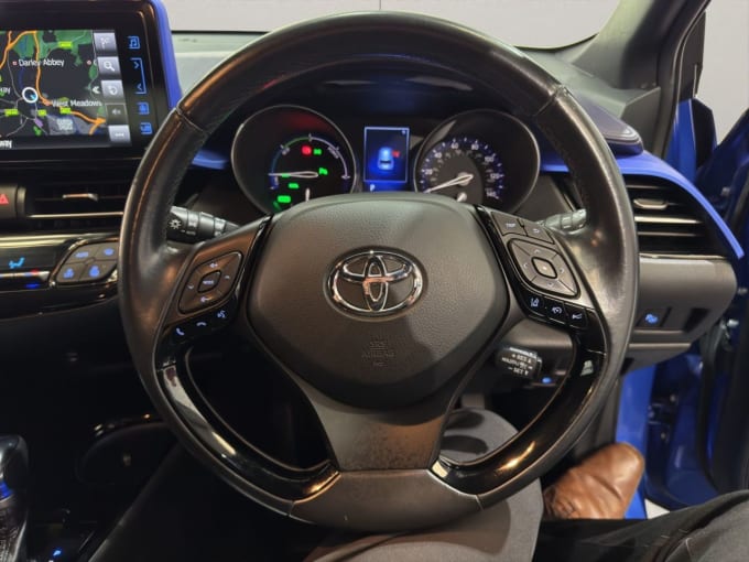 2025 Toyota C-hr