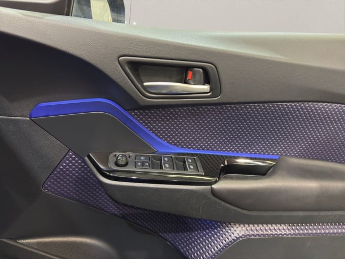 2025 Toyota C-hr