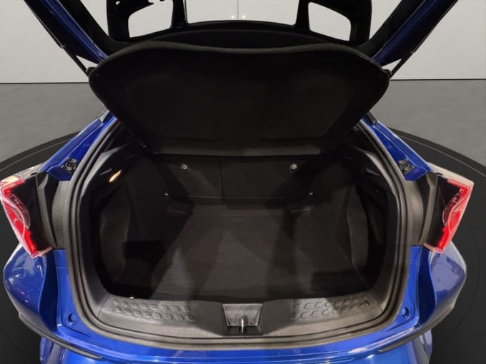 2025 Toyota C-hr