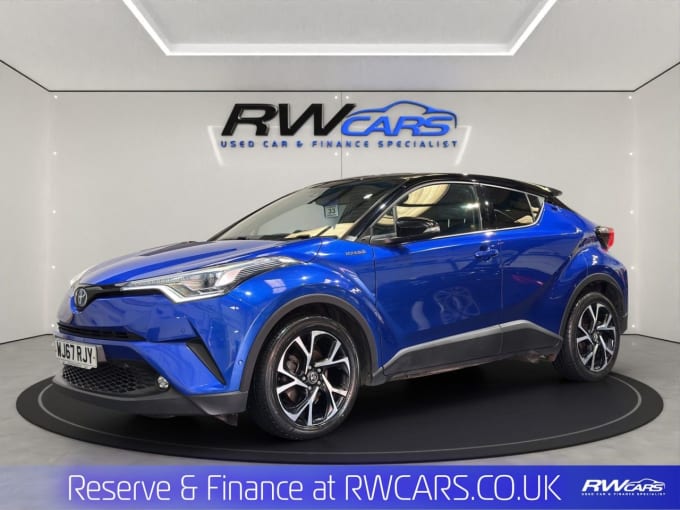 2025 Toyota C-hr