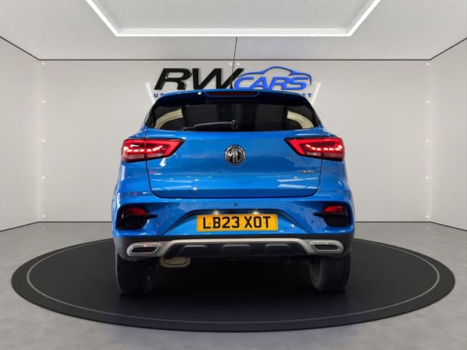 2025 Mg Mg Zs