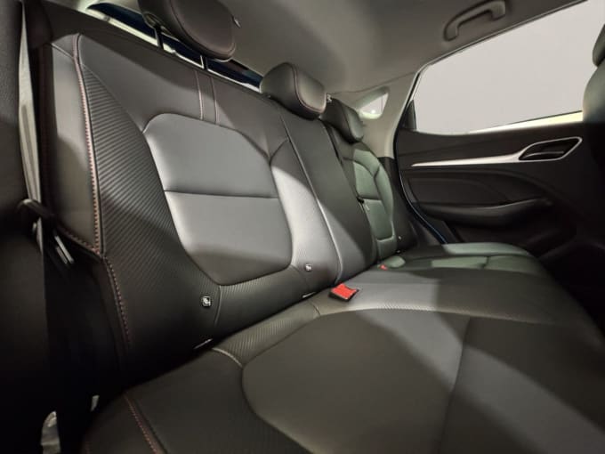 2025 Mg Mg Zs