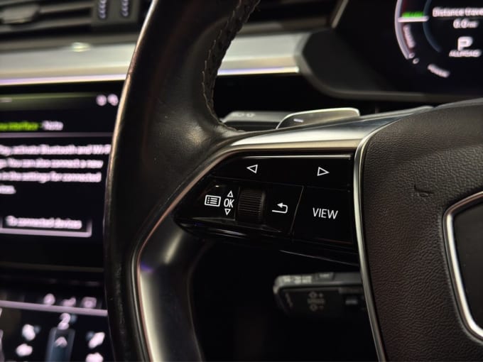 2025 Audi E-tron