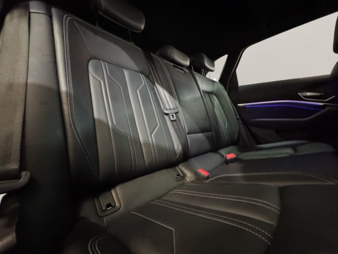2025 Audi E-tron