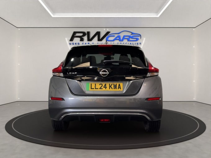 2025 Nissan Leaf