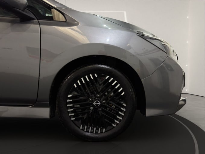 2025 Nissan Leaf