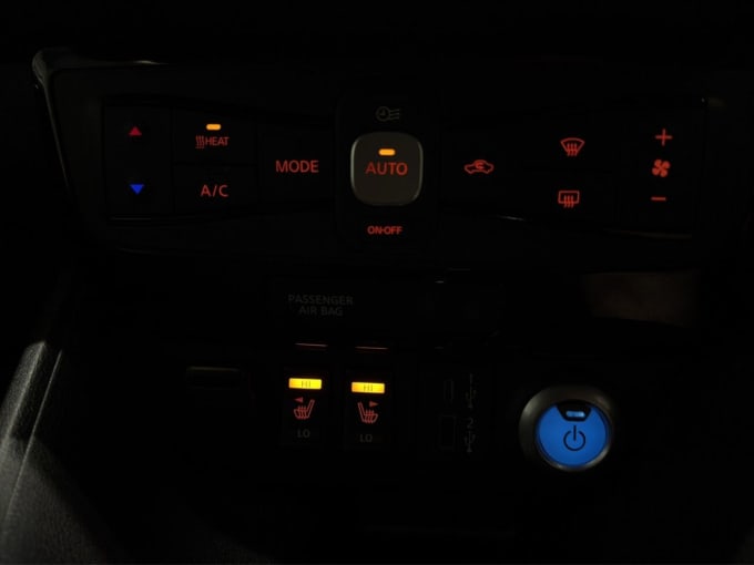 2025 Nissan Leaf