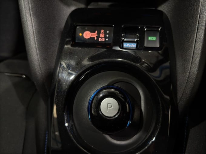 2025 Nissan Leaf