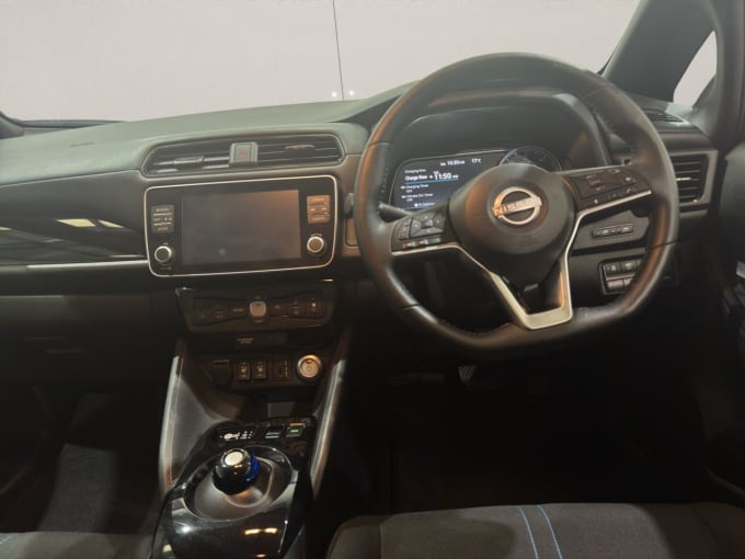2025 Nissan Leaf