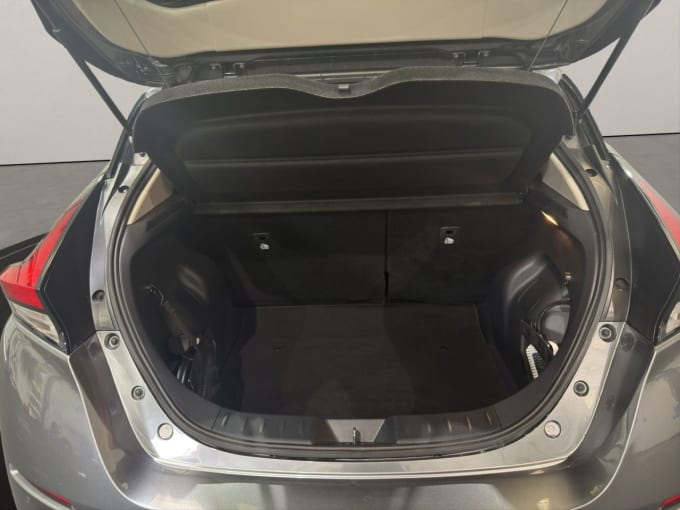 2025 Nissan Leaf