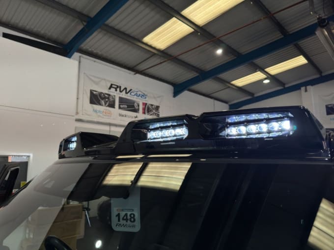 2025 Land Rover Defender
