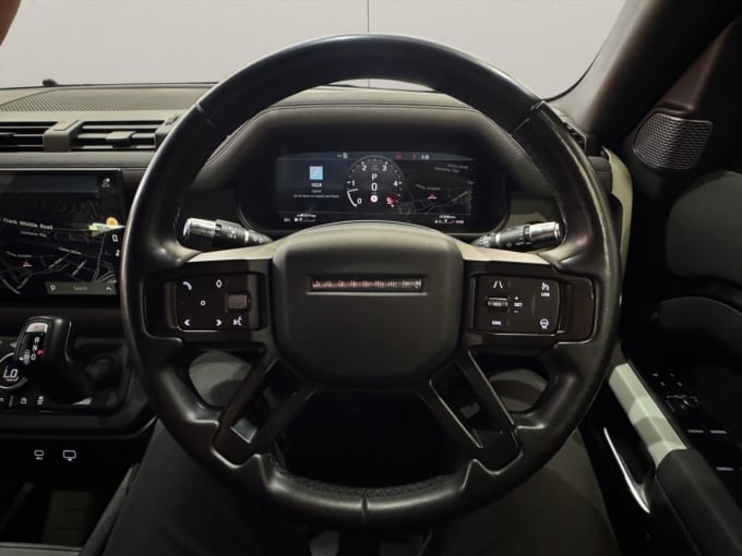 2025 Land Rover Defender