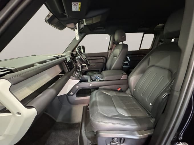 2025 Land Rover Defender