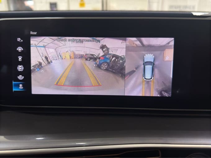 2025 Mercedes-benz Eqc