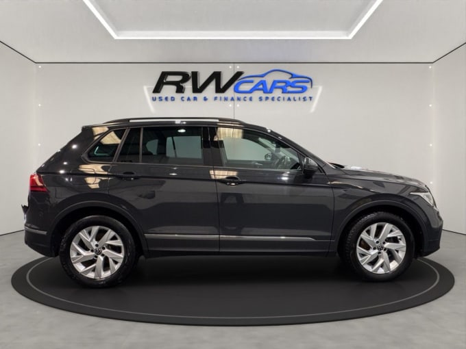 2025 Volkswagen Tiguan